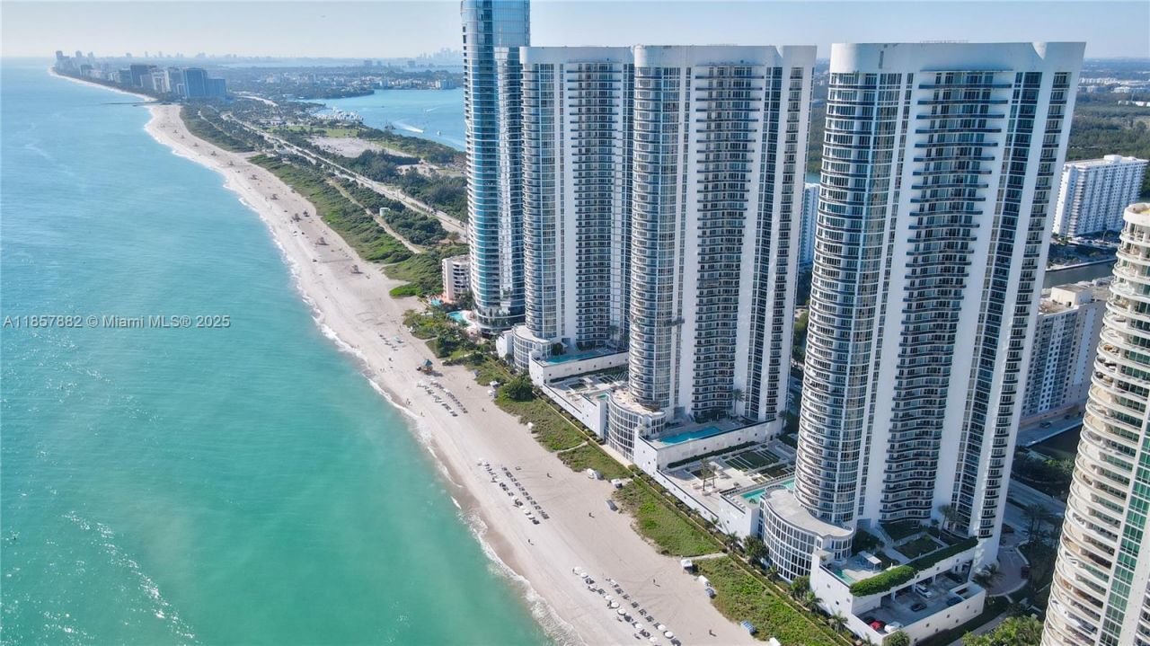 16001 Collins Ave, Unit 907, Sunny Isles Beach, FL 33160 Photo