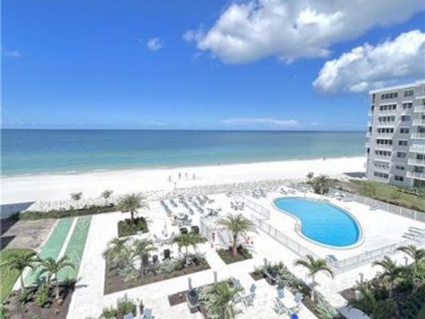 3443 Gulf Shore BLVD N, Unit 511, NAPLES, FL 34103