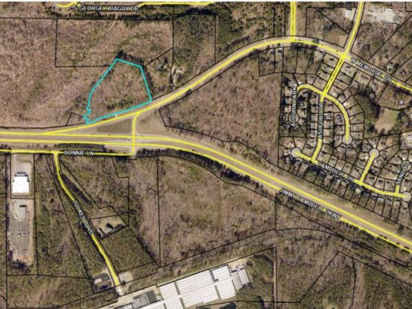1160 W Memorial Drive, Dallas, GA 30132