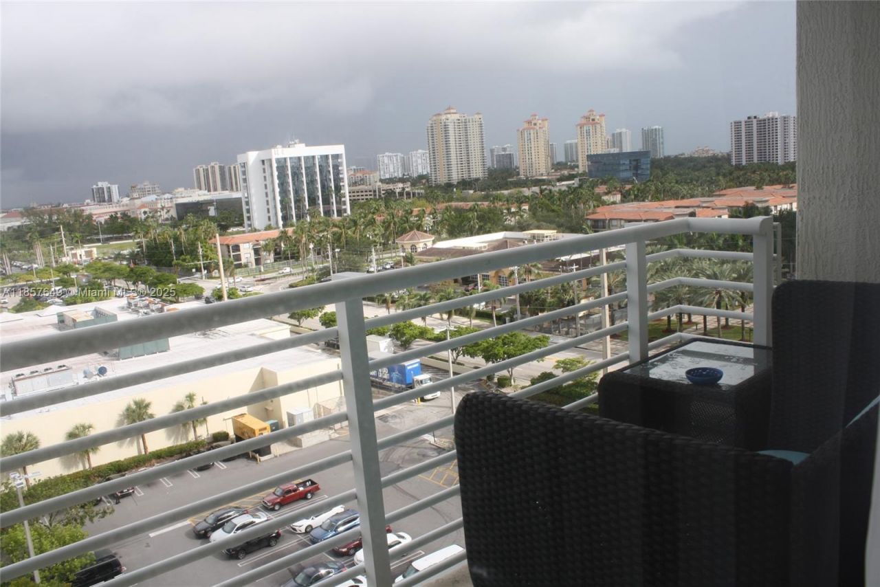 18800 NE 29th Ave, Unit 902, Aventura, FL 33180 Photo