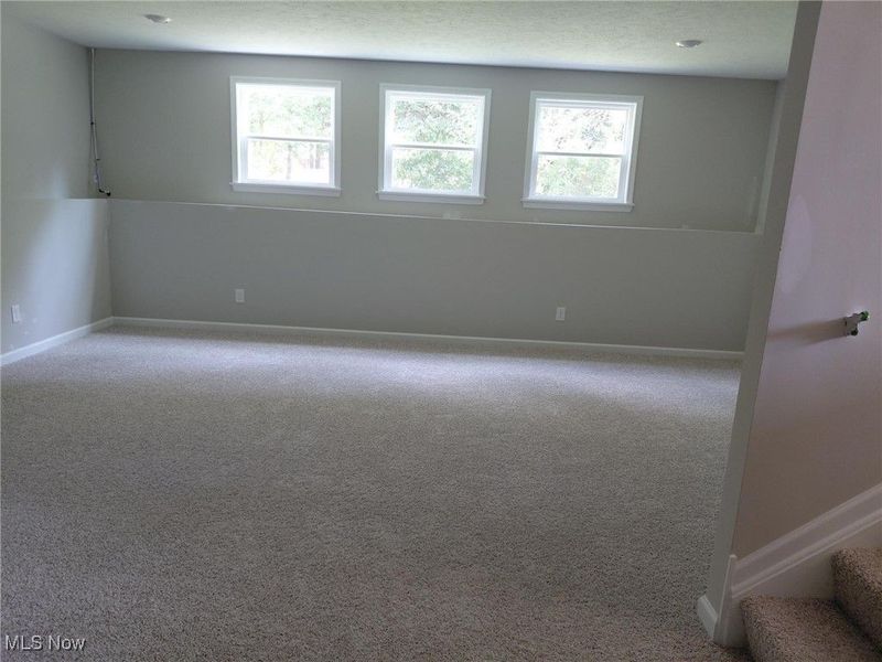 3831 Golden Wood Way, Green, OH 44685 Photo 7