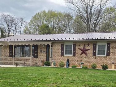 109 SYCAMORE DRIVE, MOUNT HOLLY SPRINGS, PA 17065