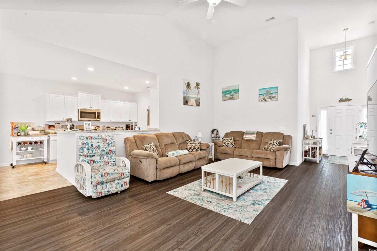 840 Windsor Rose Dr. Photo 5