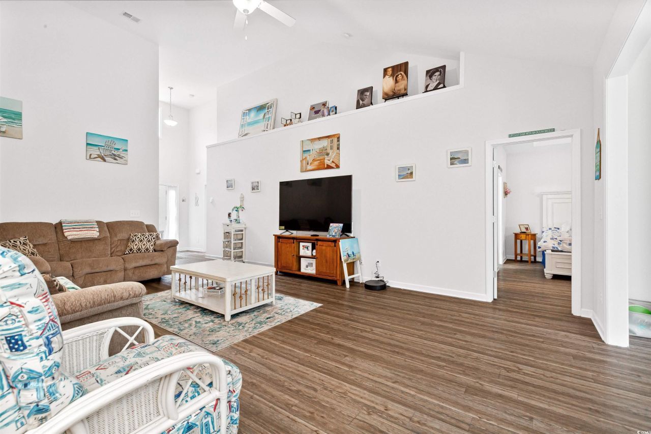 840 Windsor Rose Dr. Photo 7