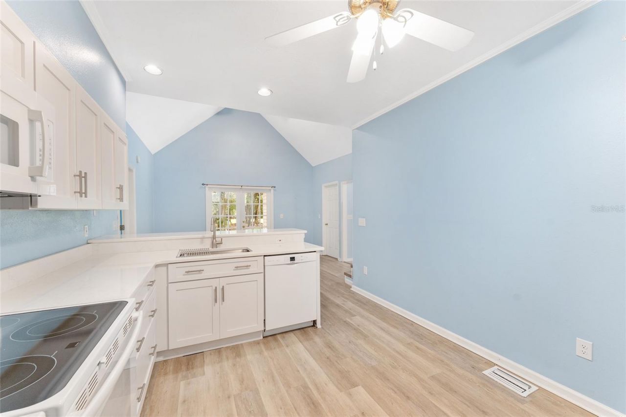 5 Captains Cove Road, Inglis, FL 34449 Photo