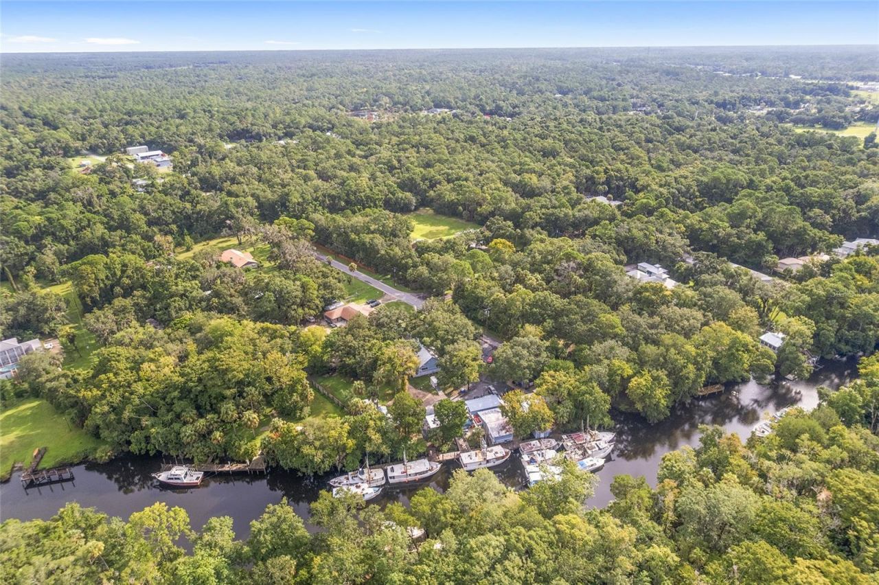 5 Captains Cove Road, Inglis, FL 34449 Photo