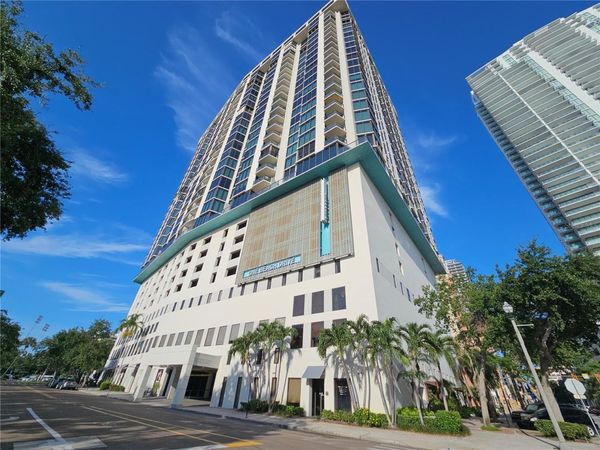 1 BEACH DRIVE SE, Unit 911, ST PETERSBURG, FL 33701