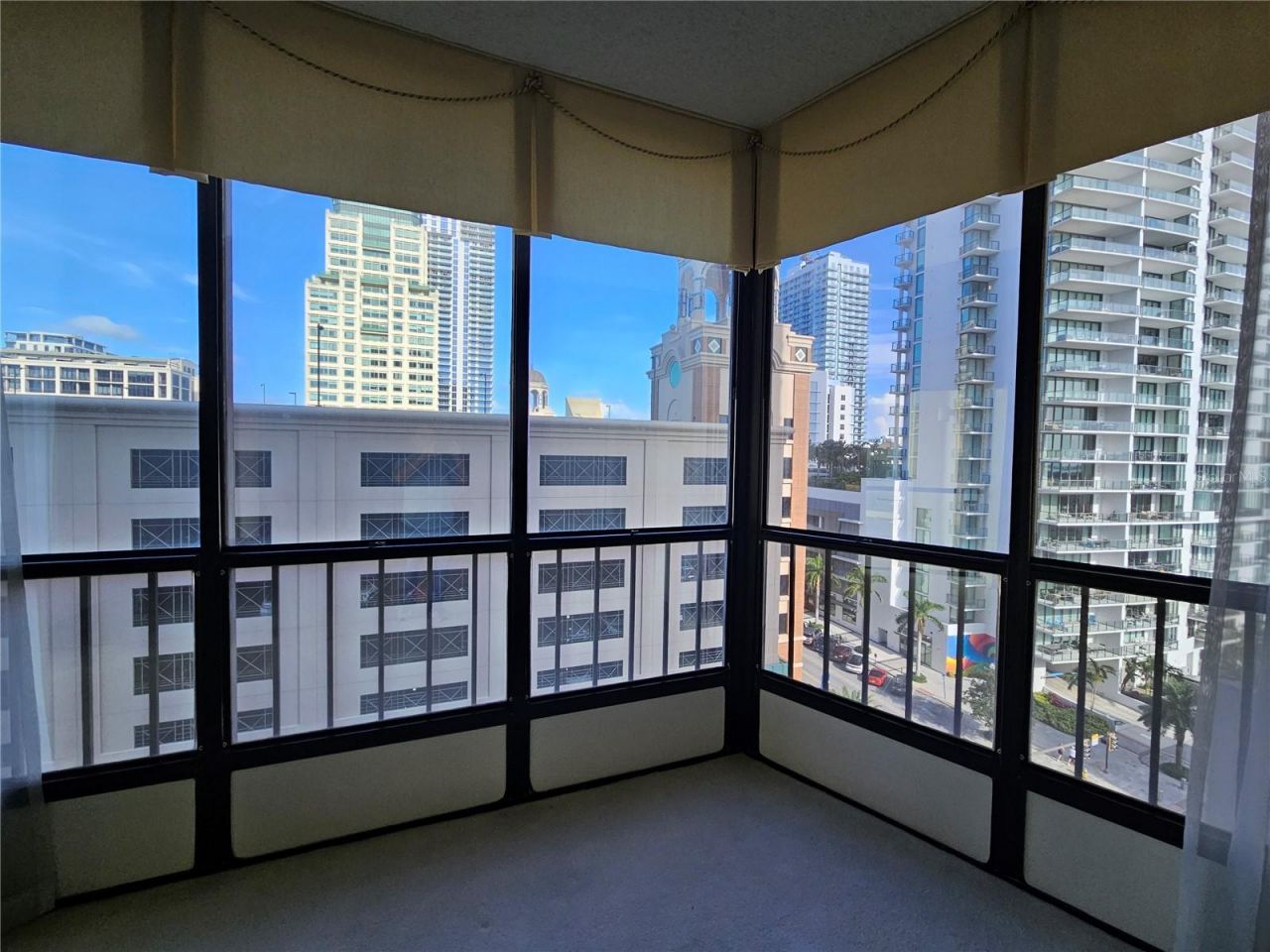 1 Beach Drive Se, Unit 911, Saint Petersburg, FL 33701 Photo