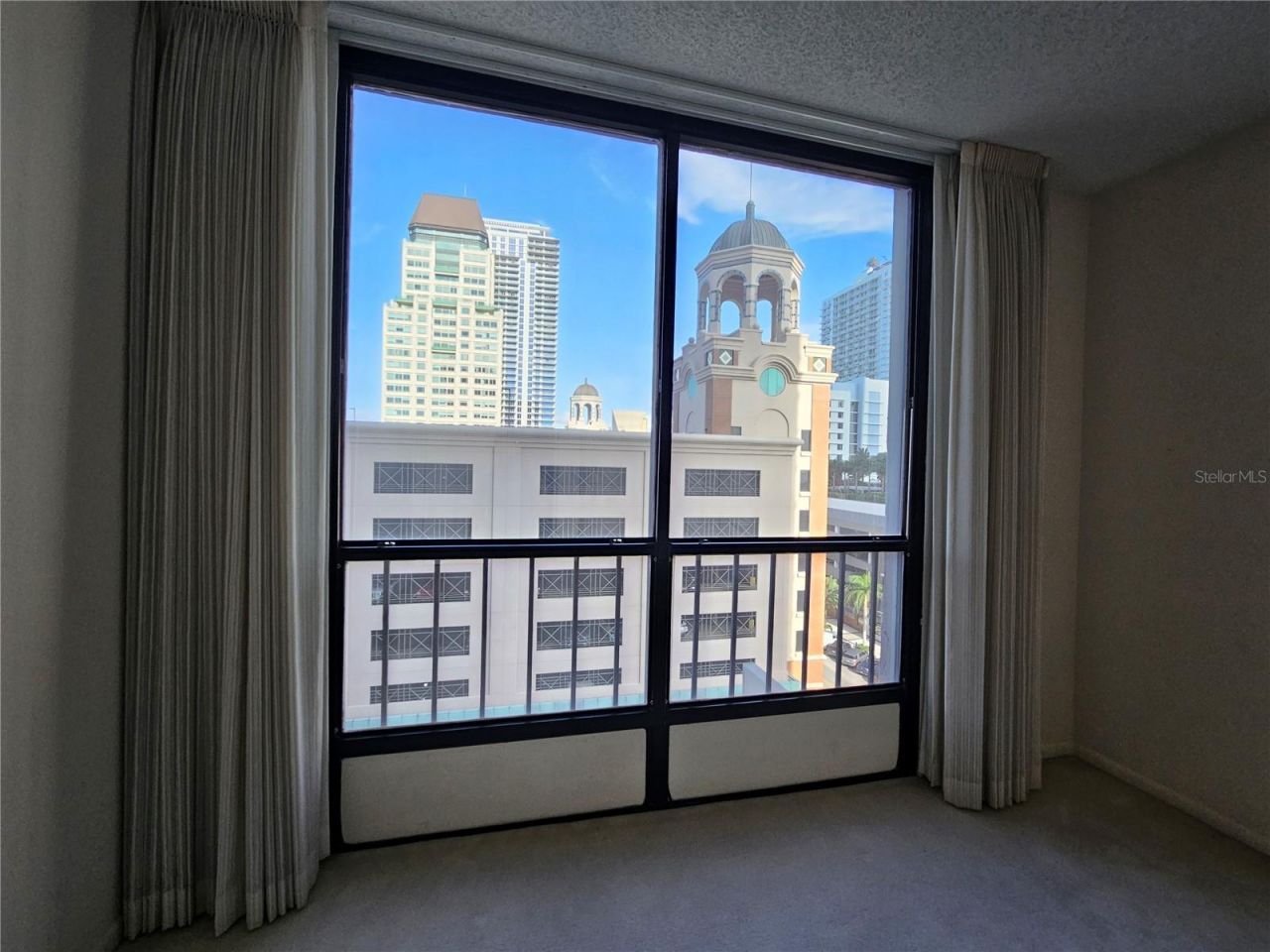 1 Beach Drive Se, Unit 911, Saint Petersburg, FL 33701 Photo