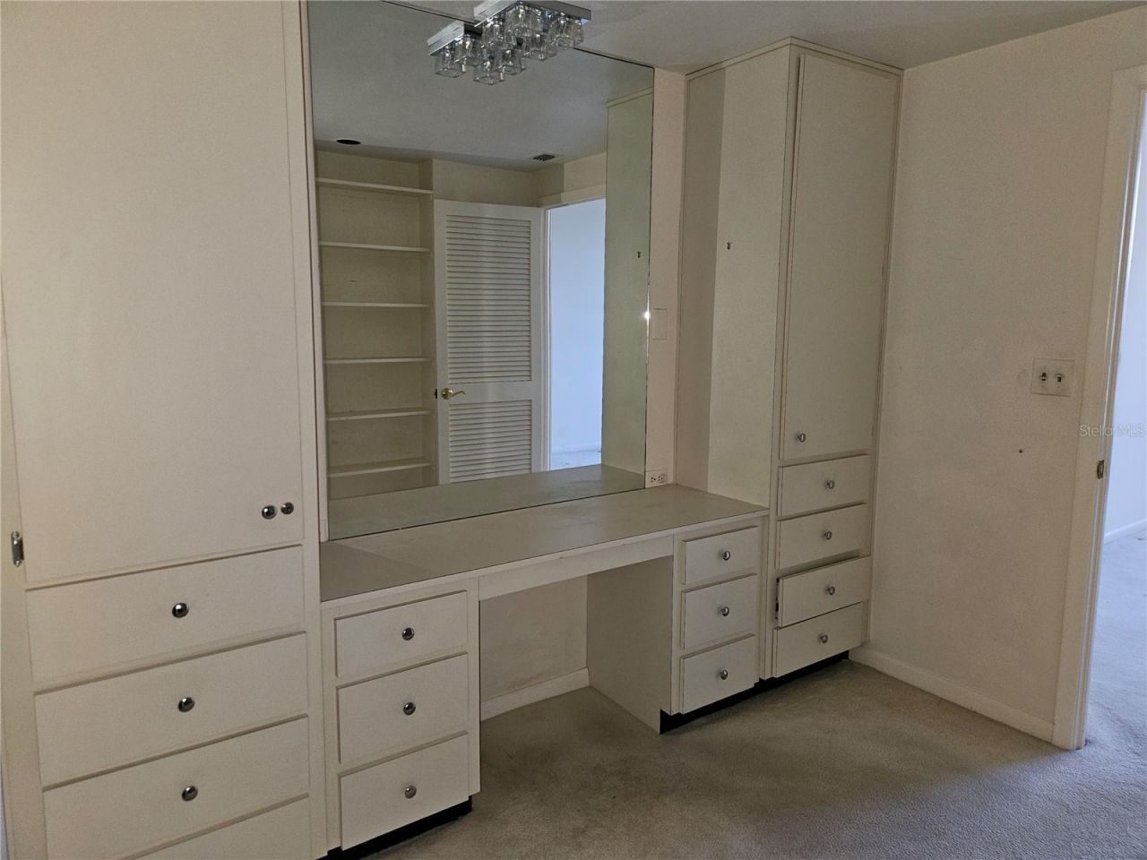 1 Beach Drive Se, Unit 911, Saint Petersburg, FL 33701 Photo