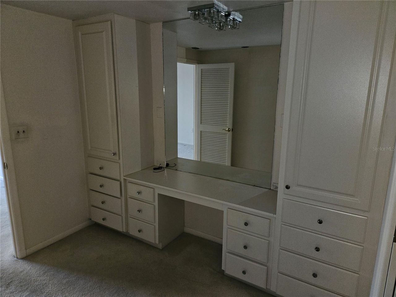 1 Beach Drive Se, Unit 911, Saint Petersburg, FL 33701 Photo