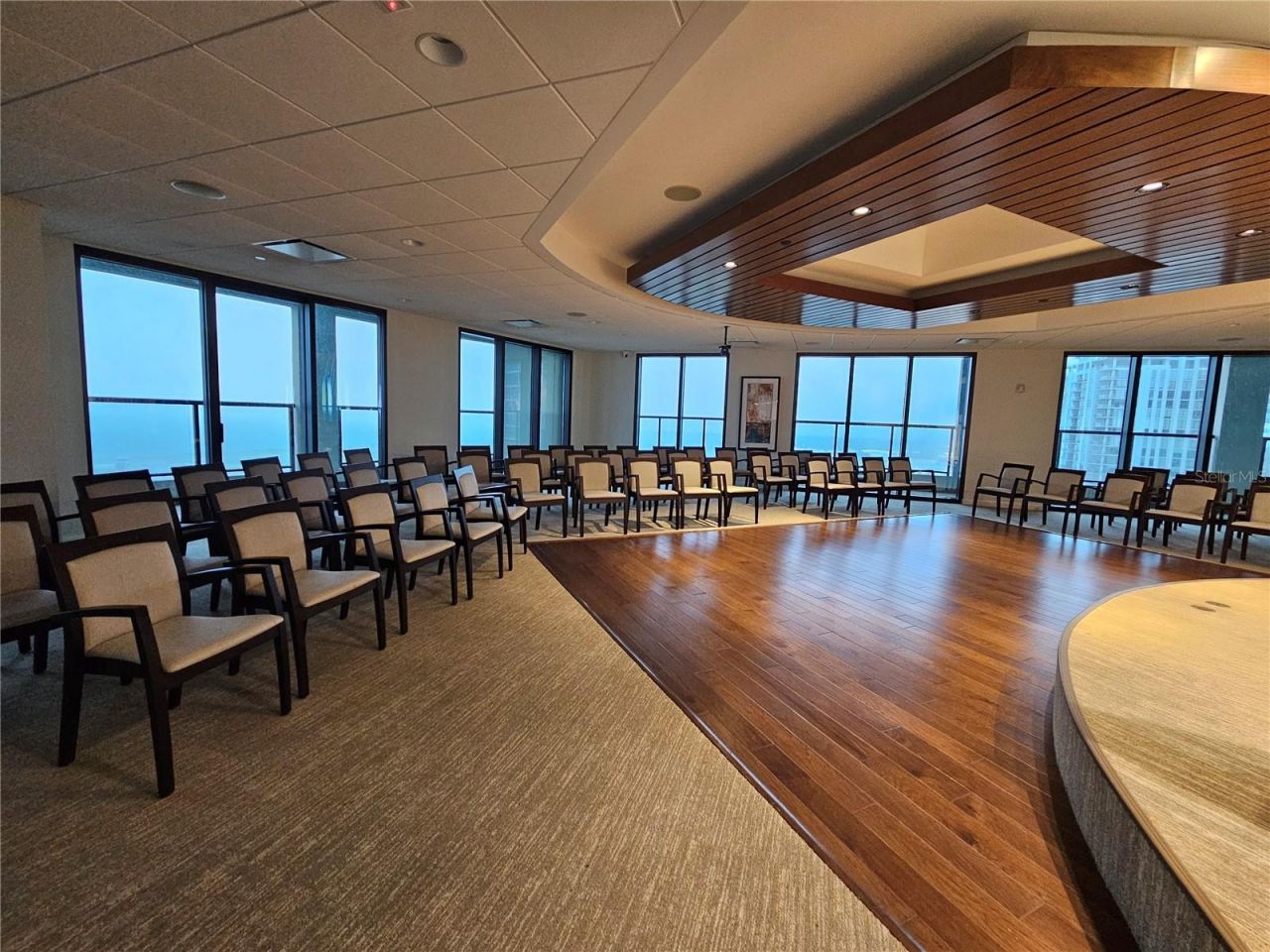 1 Beach Drive Se, Unit 911, Saint Petersburg, FL 33701 Photo