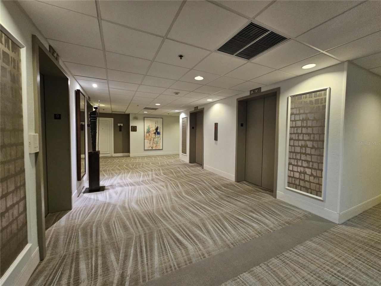 1 Beach Drive Se, Unit 911, Saint Petersburg, FL 33701 Photo