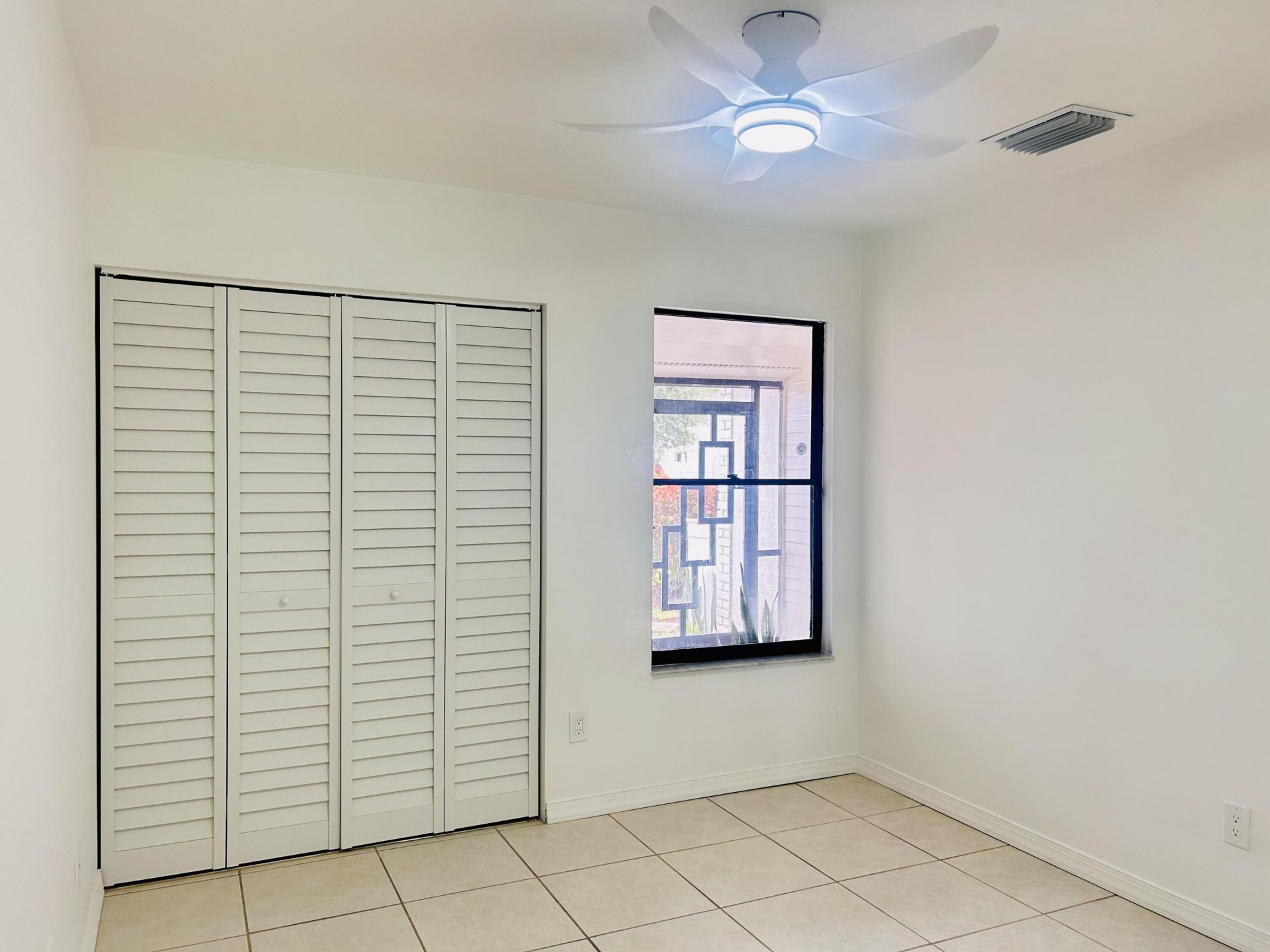 3 Fawlkland Circle, Boynton Beach, FL 33426 Photo