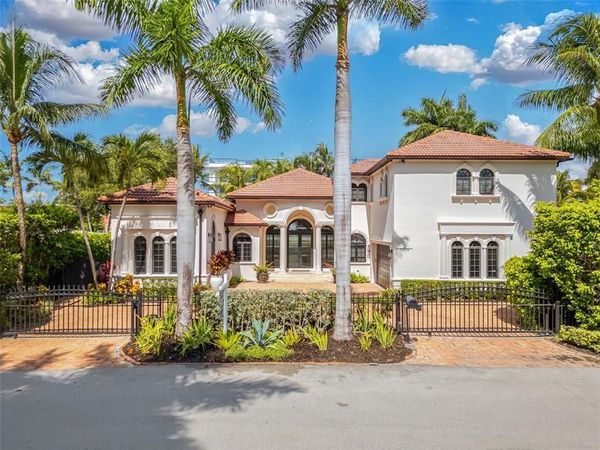 9 Fiesta Way, Fort Lauderdale, FL 33301