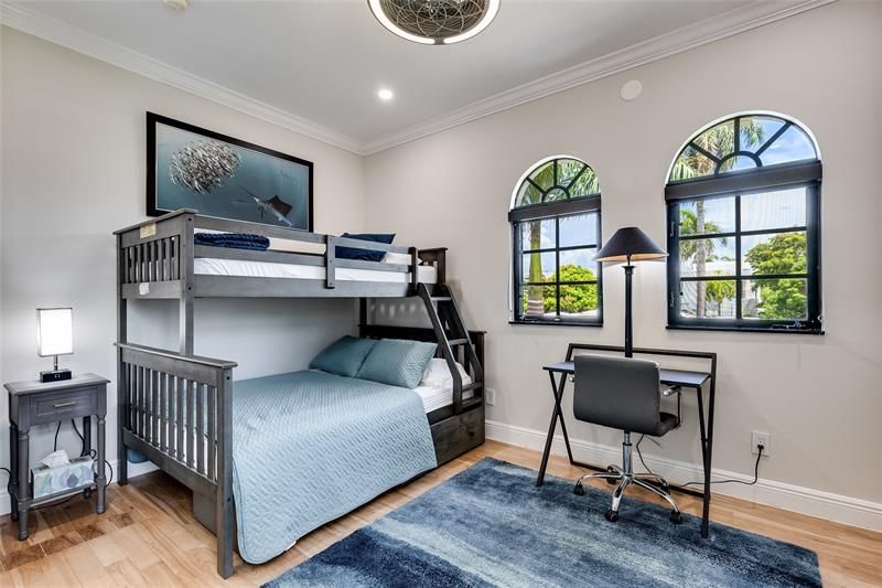 9 Fiesta Way, Fort Lauderdale, FL 33301 Photo