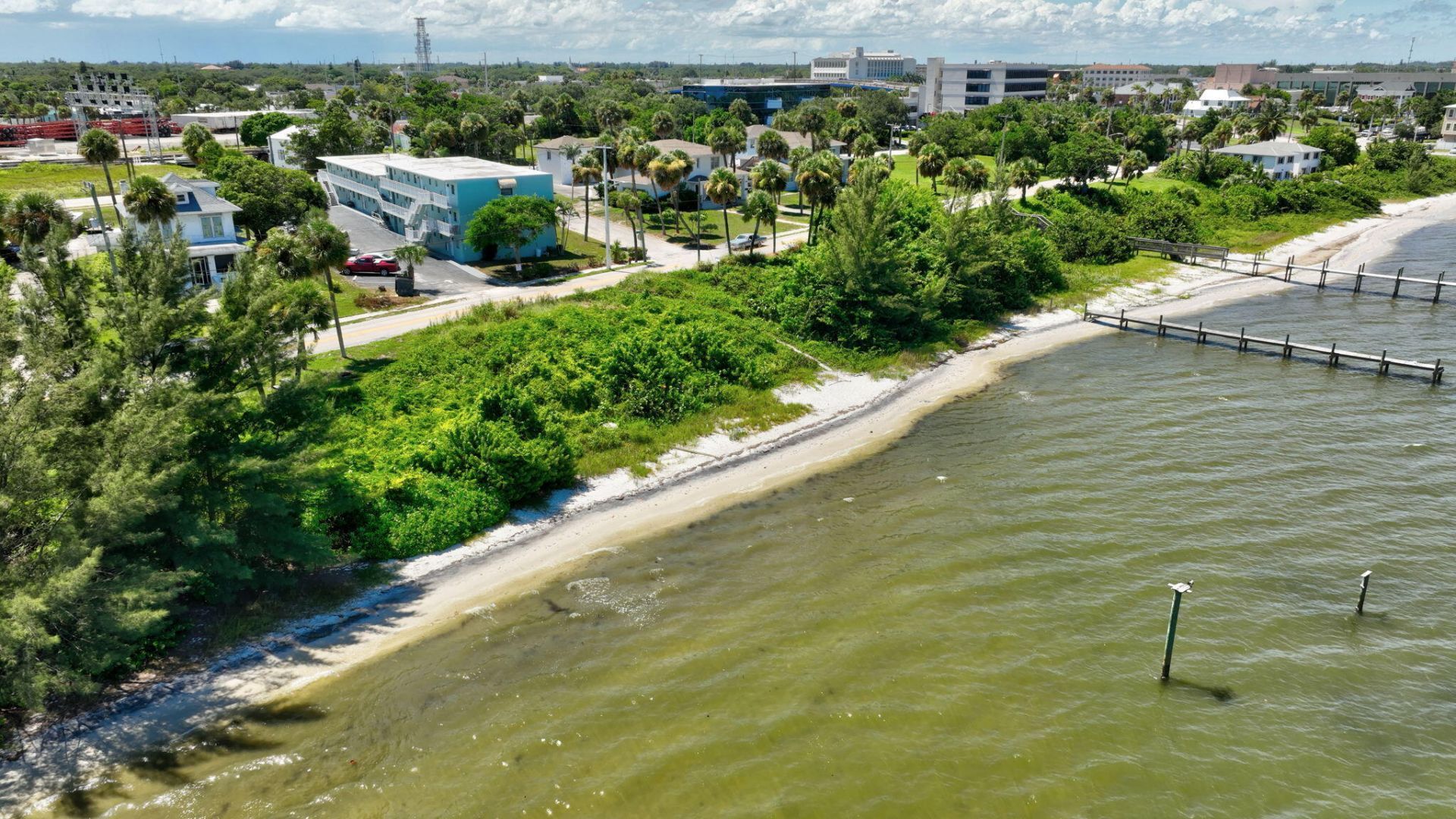 602 S Indian River Drive, Fort Pierce, FL 34950 Photo