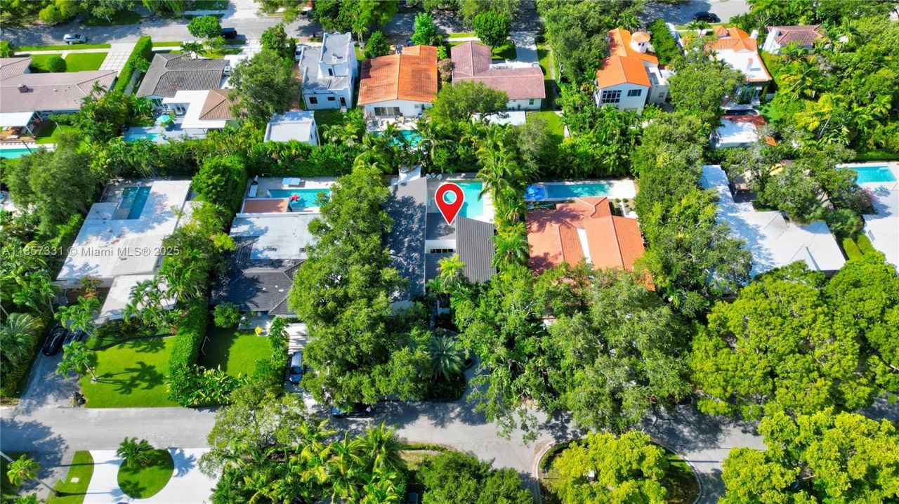 1090 NE 92nd St, Miami Shores, FL 33138 Photo