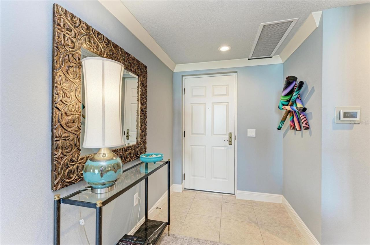 800 N Tamiami Trl, Unit 1010, Sarasota, FL 34236 Photo