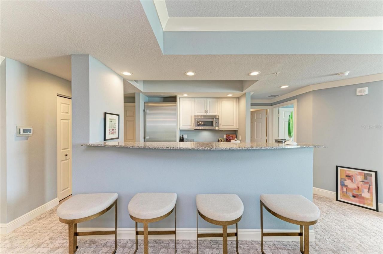 800 N Tamiami Trl, Unit 1010, Sarasota, FL 34236 Photo