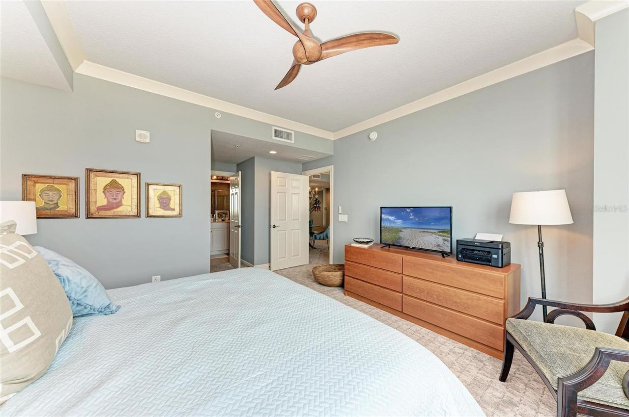 800 N Tamiami Trl, Unit 1010, Sarasota, FL 34236 Photo