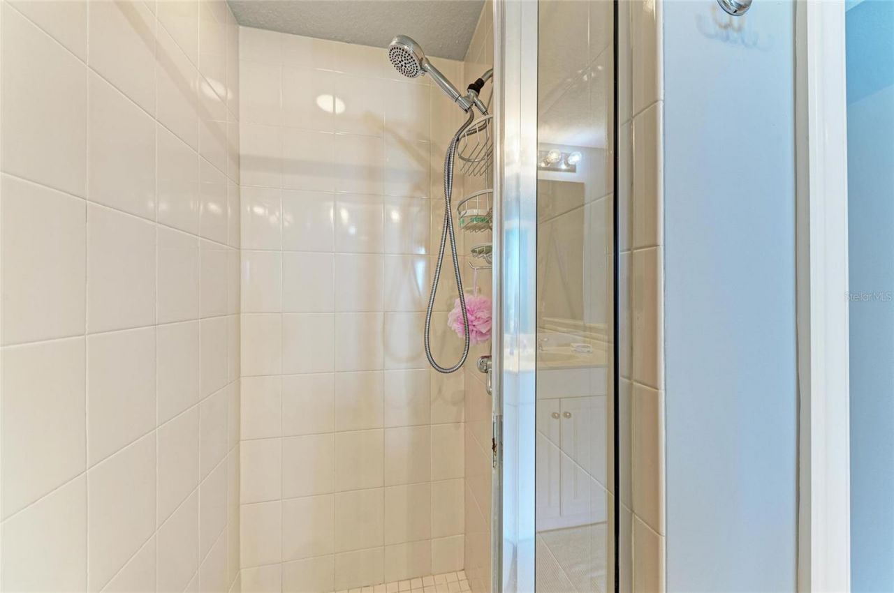 800 N Tamiami Trl, Unit 1010, Sarasota, FL 34236 Photo