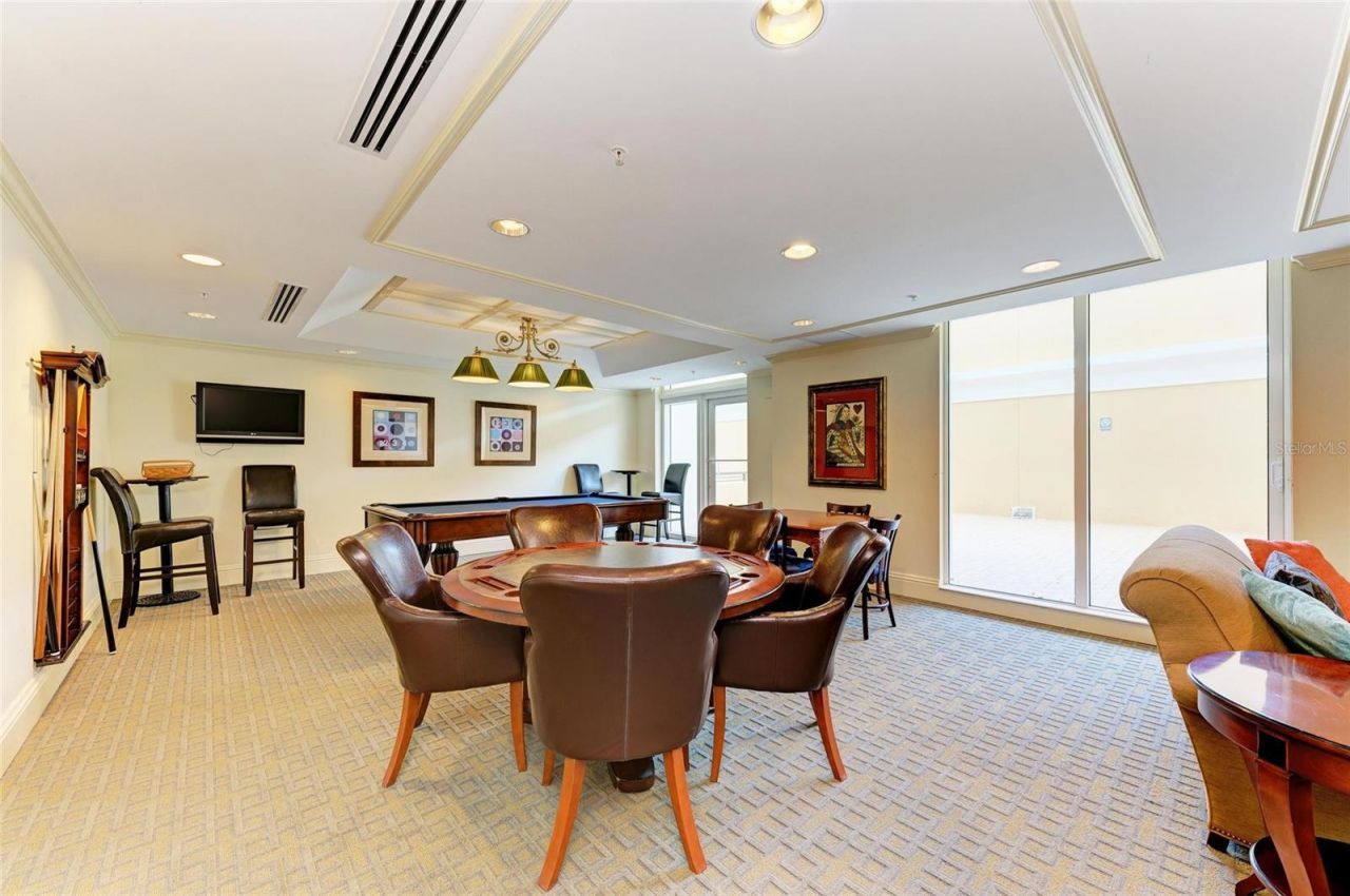 800 N Tamiami Trl, Unit 1010, Sarasota, FL 34236 Photo