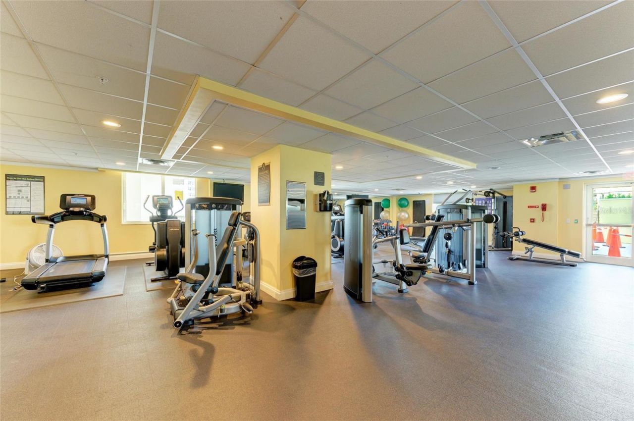 800 N Tamiami Trl, Unit 1010, Sarasota, FL 34236 Photo