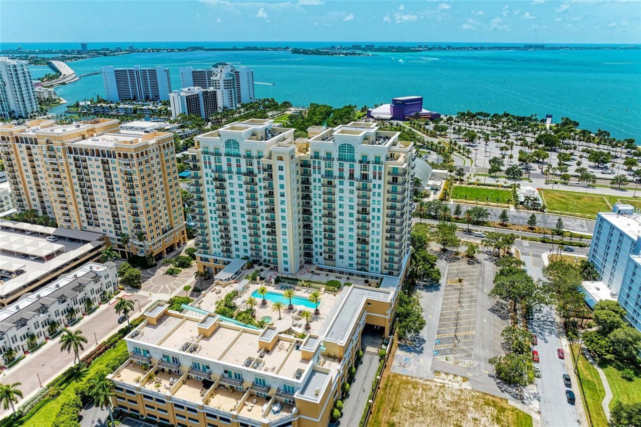 800 N Tamiami Trl, Unit 1010, Sarasota, FL 34236 Photo