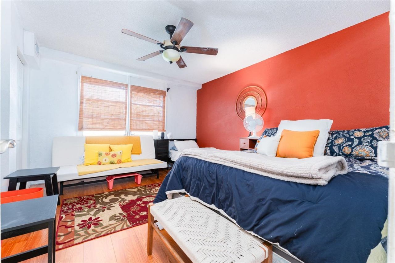 3315 58th Avenue S, Unit 512, Saint Petersburg, FL 33712 Photo