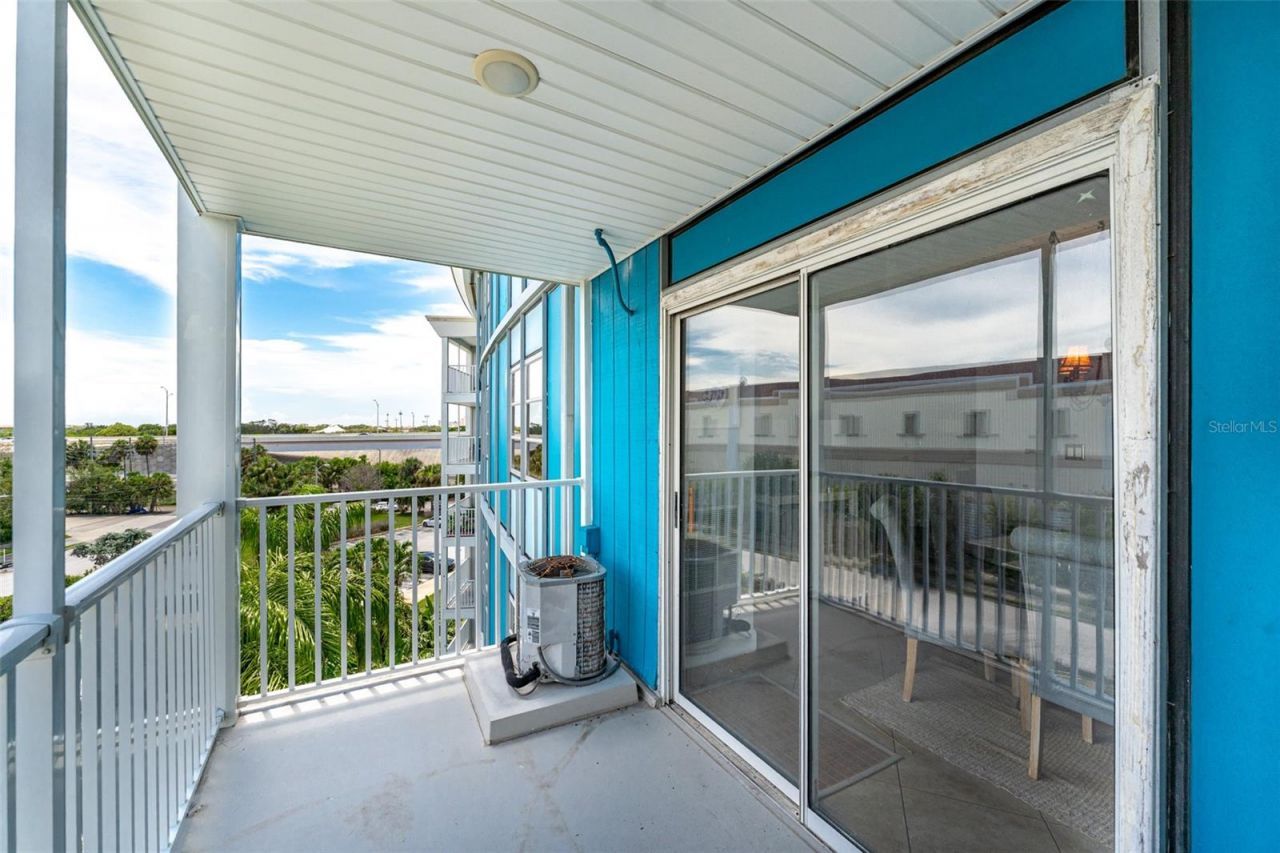 3315 58th Avenue S, Unit 512, Saint Petersburg, FL 33712 Photo