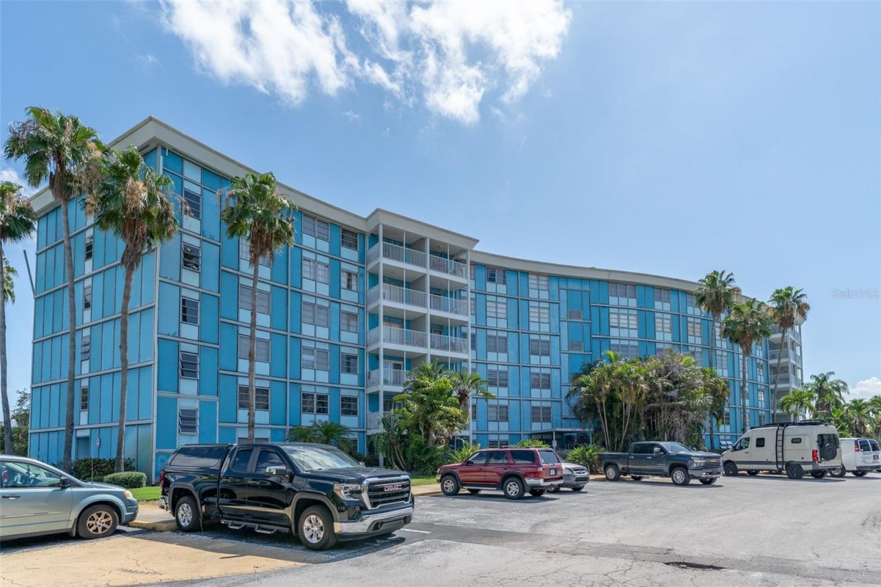 3315 58th Avenue S, Unit 512, Saint Petersburg, FL 33712 Photo