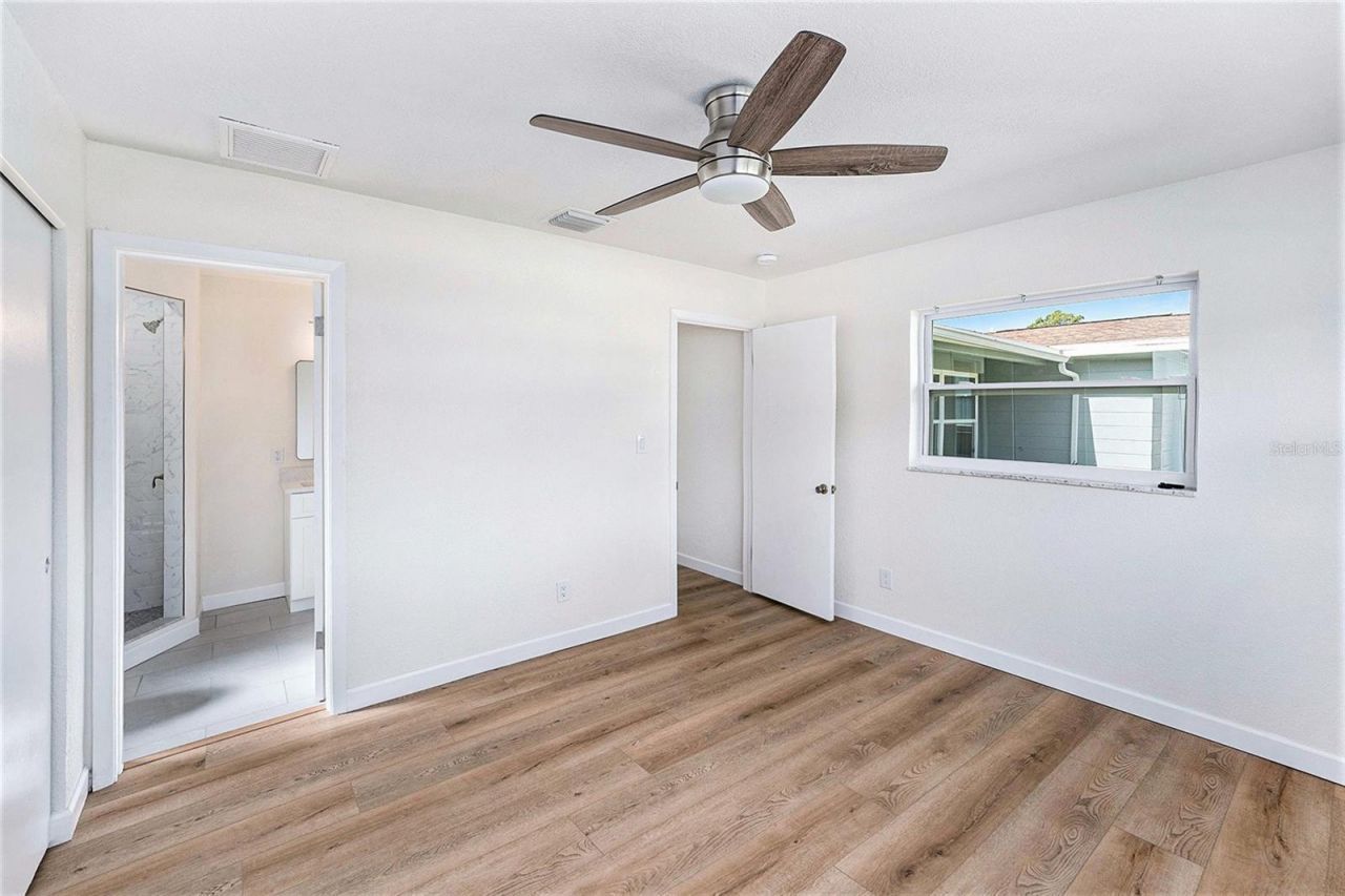 5984 30th Avenue N, Saint Petersburg, FL 33710 Photo