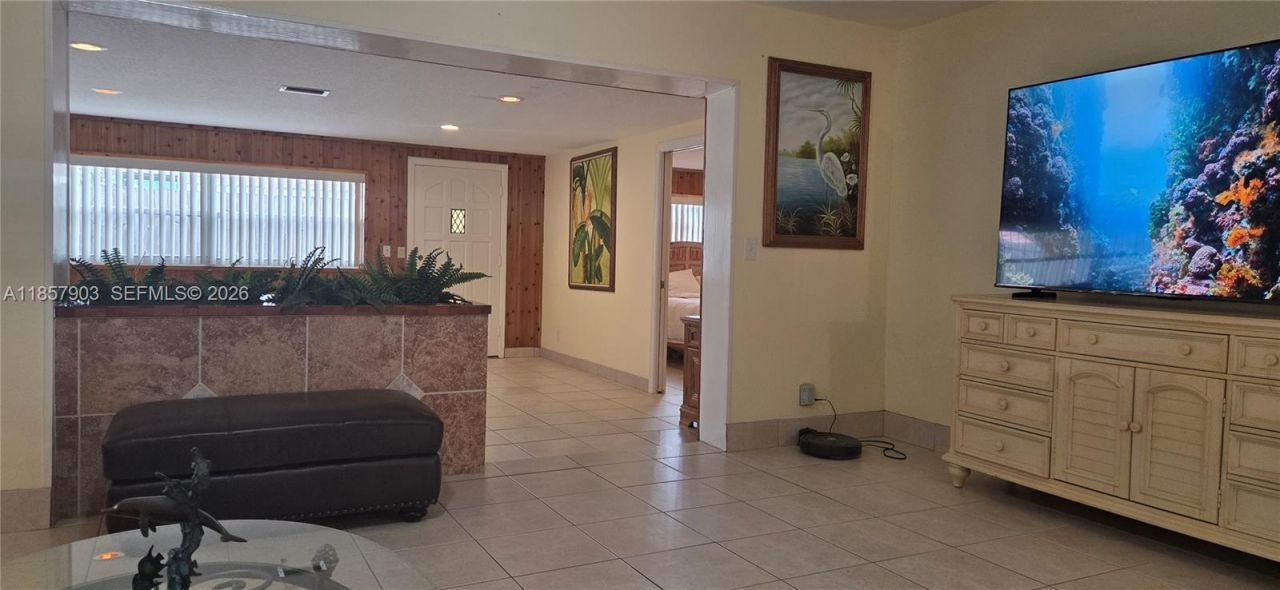 2359 N Wallen Dr, West Palm Beach, FL 33410 Photo