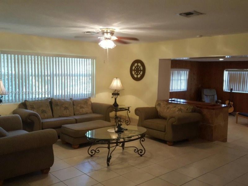 2359 N Wallen Dr, West Palm Beach, FL 33410 Photo