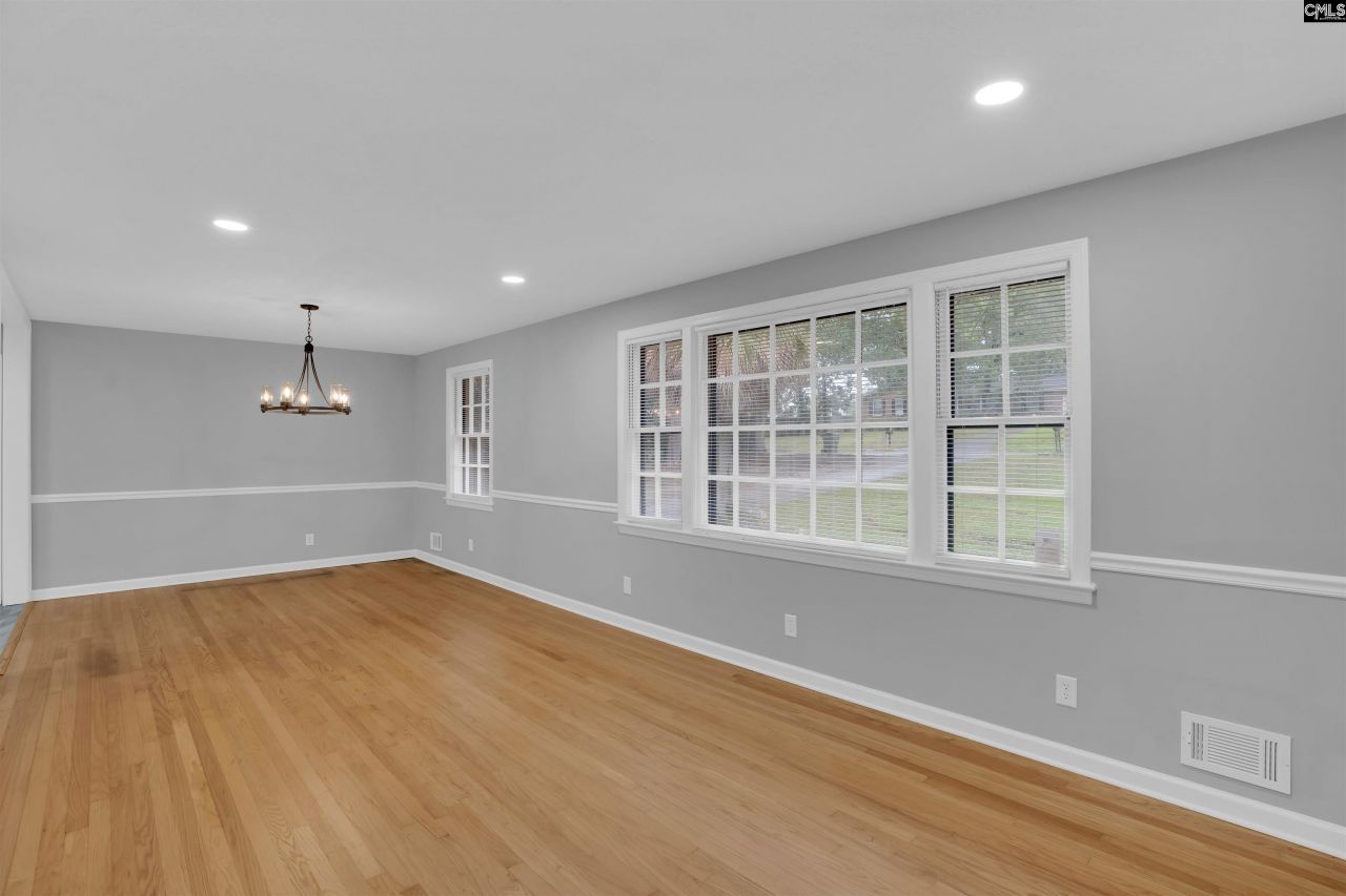 6923 Wedgefield Road Photo 14