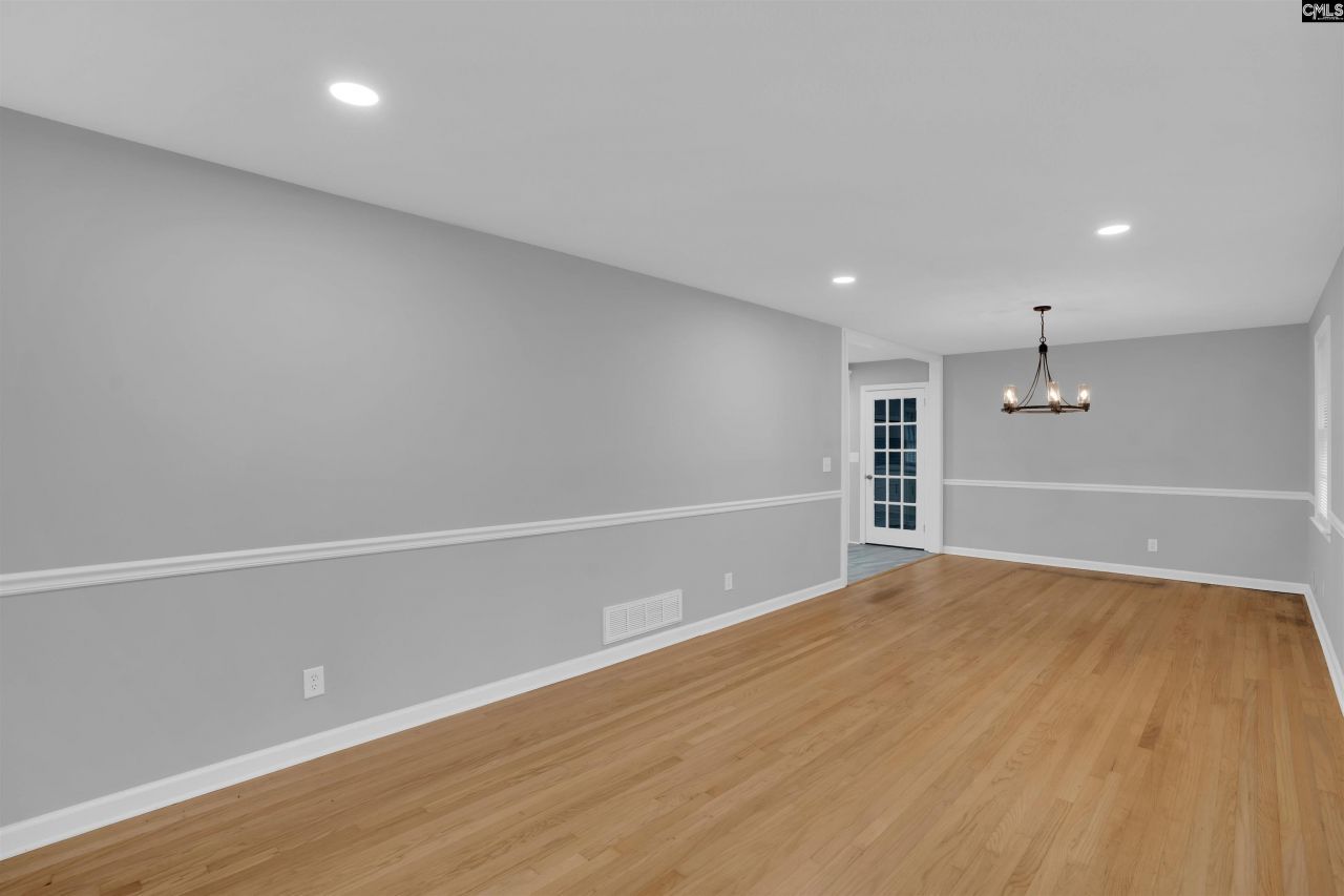 6923 Wedgefield Road Photo 15