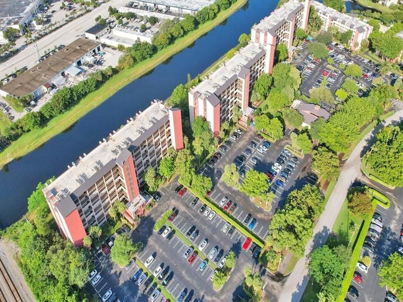 2200 S Cypress Bend Drive, Unit 601, Pompano Beach, FL 33069 Photo