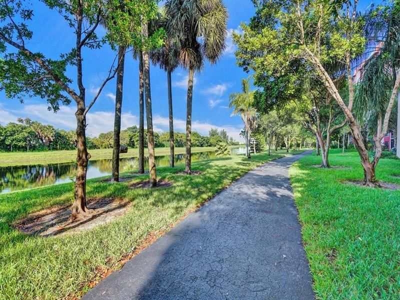 2200 S Cypress Bend Drive, Unit 601, Pompano Beach, FL 33069 Photo