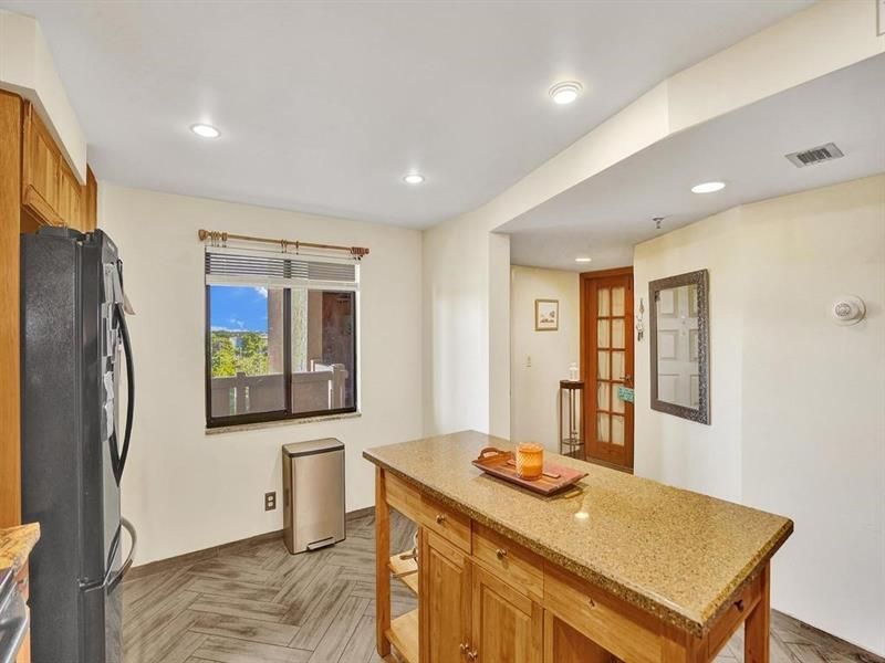 2200 S Cypress Bend Drive, Unit 601, Pompano Beach, FL 33069 Photo