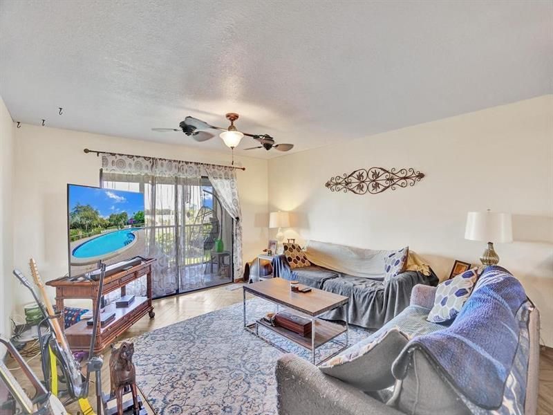 2200 S Cypress Bend Drive, Unit 601, Pompano Beach, FL 33069 Photo