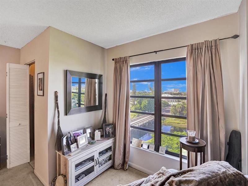 2200 S Cypress Bend Drive, Unit 601, Pompano Beach, FL 33069 Photo