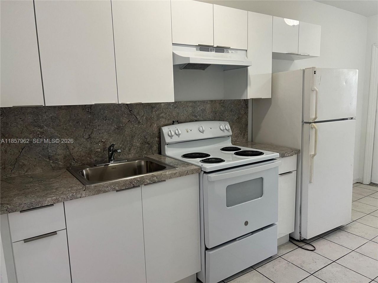 832 NE 5th Ave, Unit 832, Homestead, FL 33030 Photo