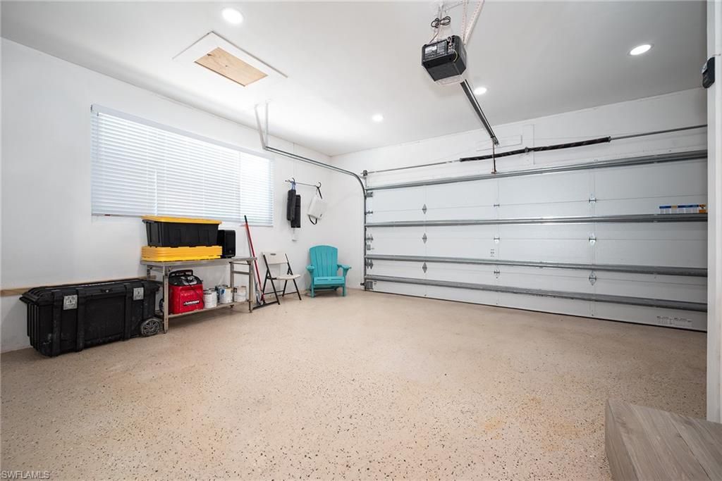 5885 Pine Tree Dr, Sanibel, FL 33957 Photo