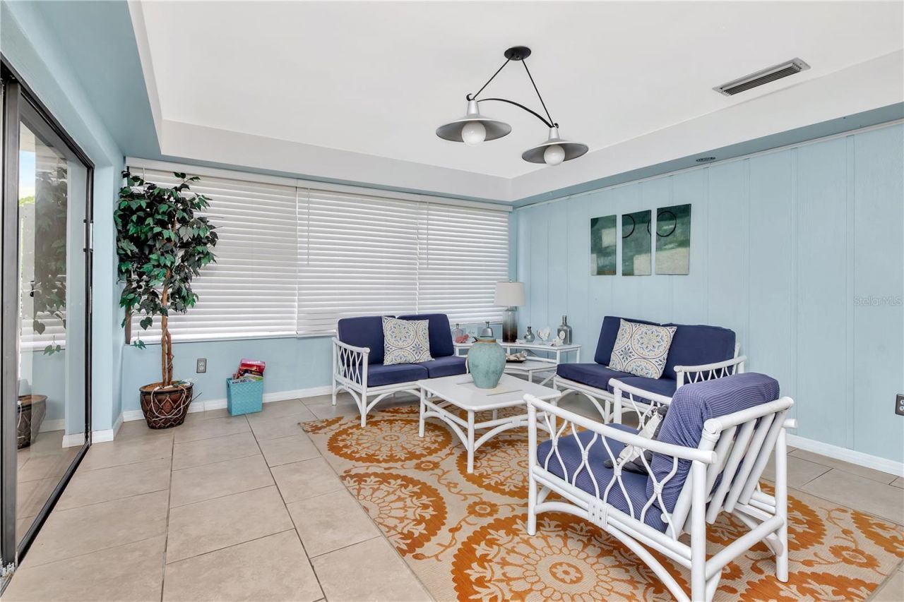 7321 Central Avenue, Unit 303, Saint Petersburg, FL 33710 Photo