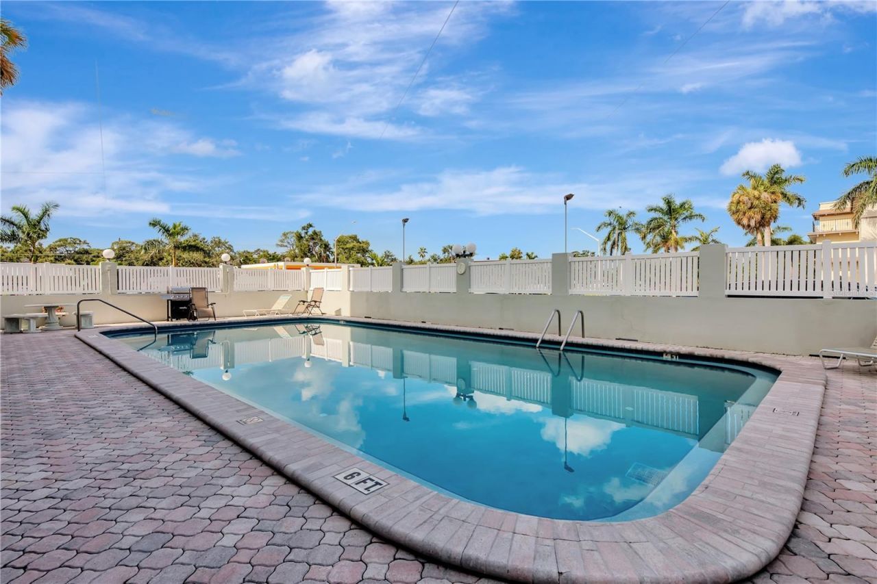 7321 Central Avenue, Unit 303, Saint Petersburg, FL 33710 Photo