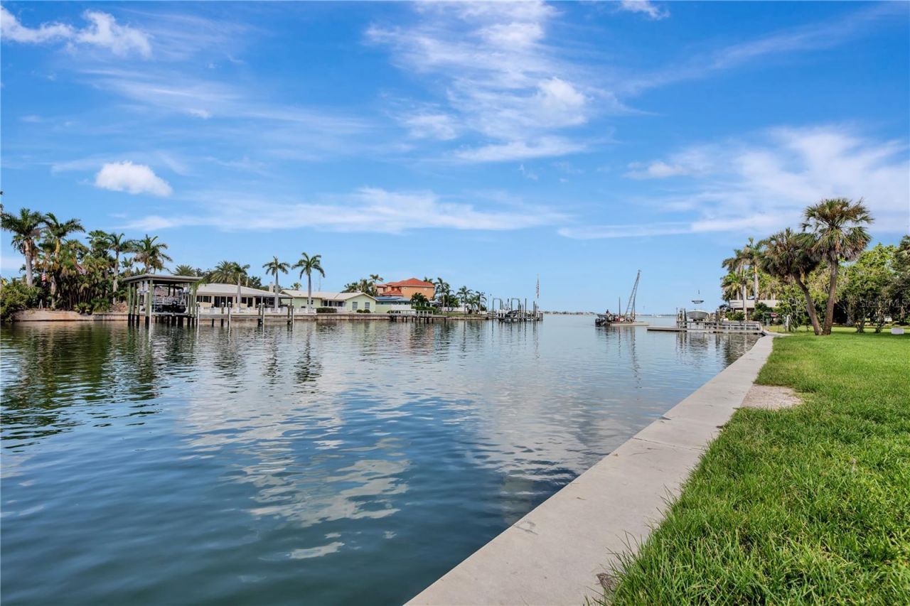 7321 Central Avenue, Unit 303, Saint Petersburg, FL 33710 Photo