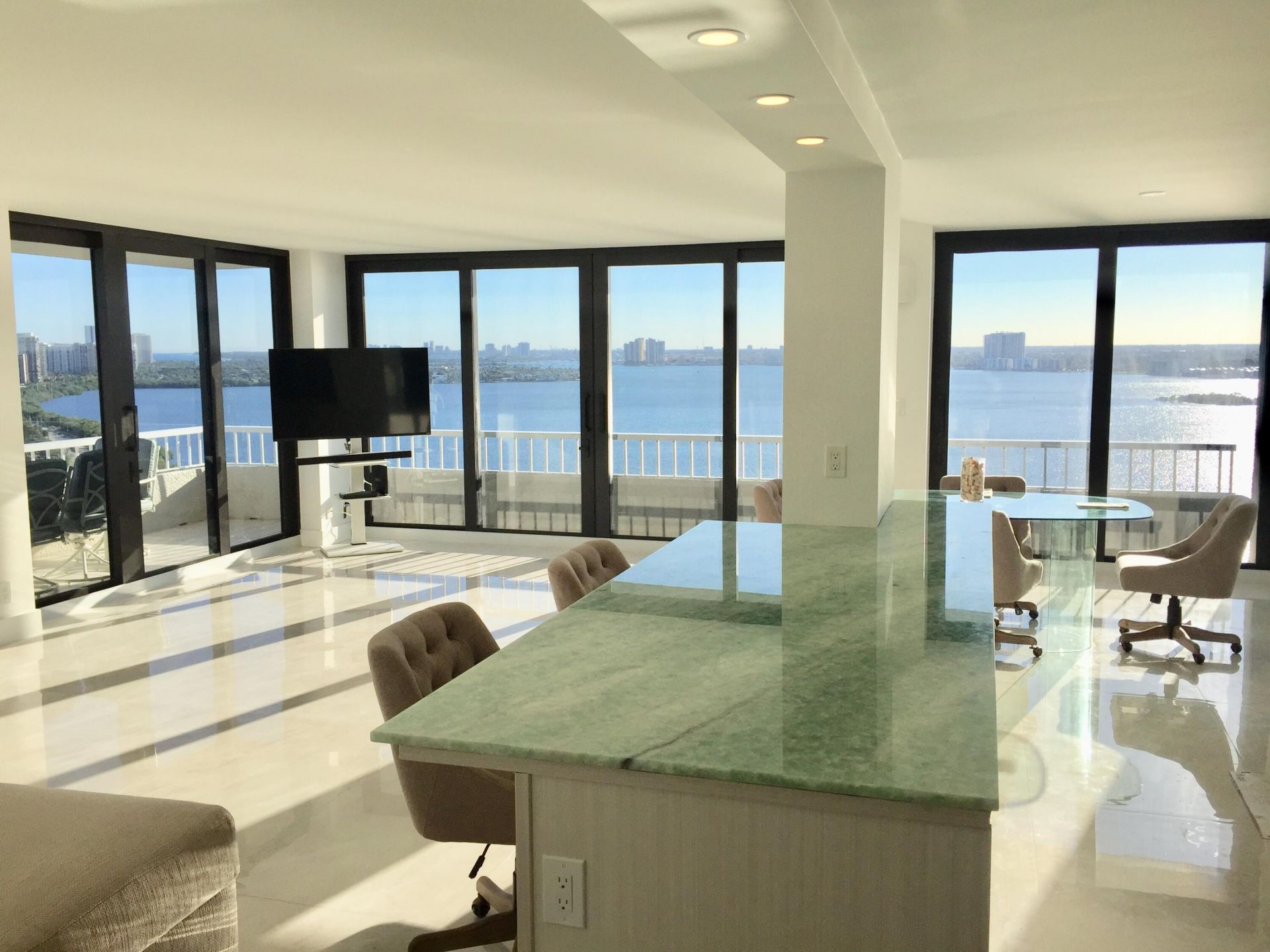 5550 N Ocean Drive, Unit 22b, Singer Island, FL 33404 Photo