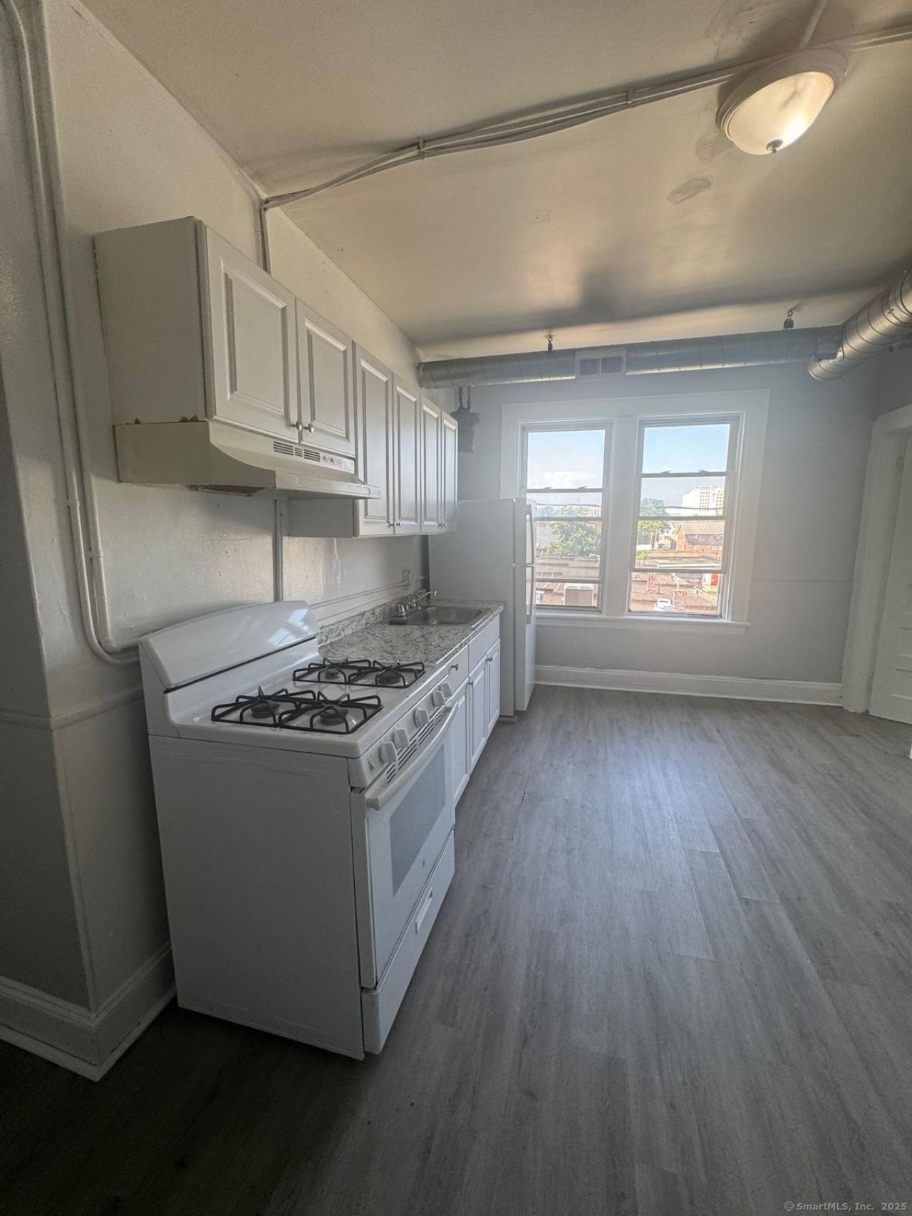159 Charles, Unit 11, Bridgeport, CT 06606 Main Photo