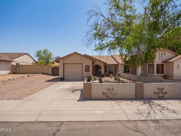 3231 W TONOPAH Drive, Phoenix, AZ 85027